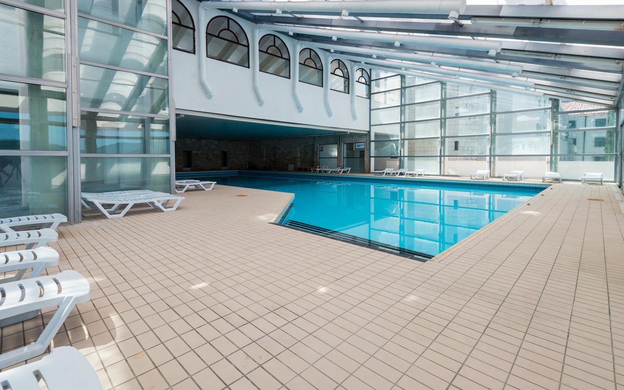 Hotel Zenit ネウム エクステリア 写真
